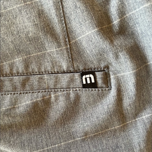 Travis Matthew Performance Shorts - Picture 5 of 6